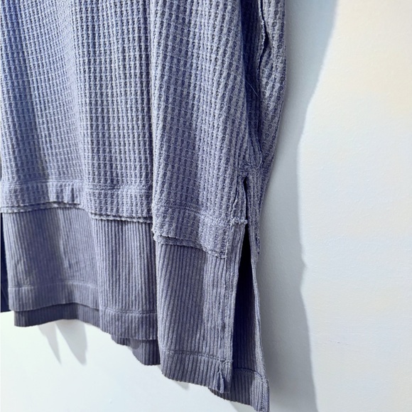 Free People North Shore Thermal Top Waffle Knit Storm Grey size Medium - Picture 5 of 7